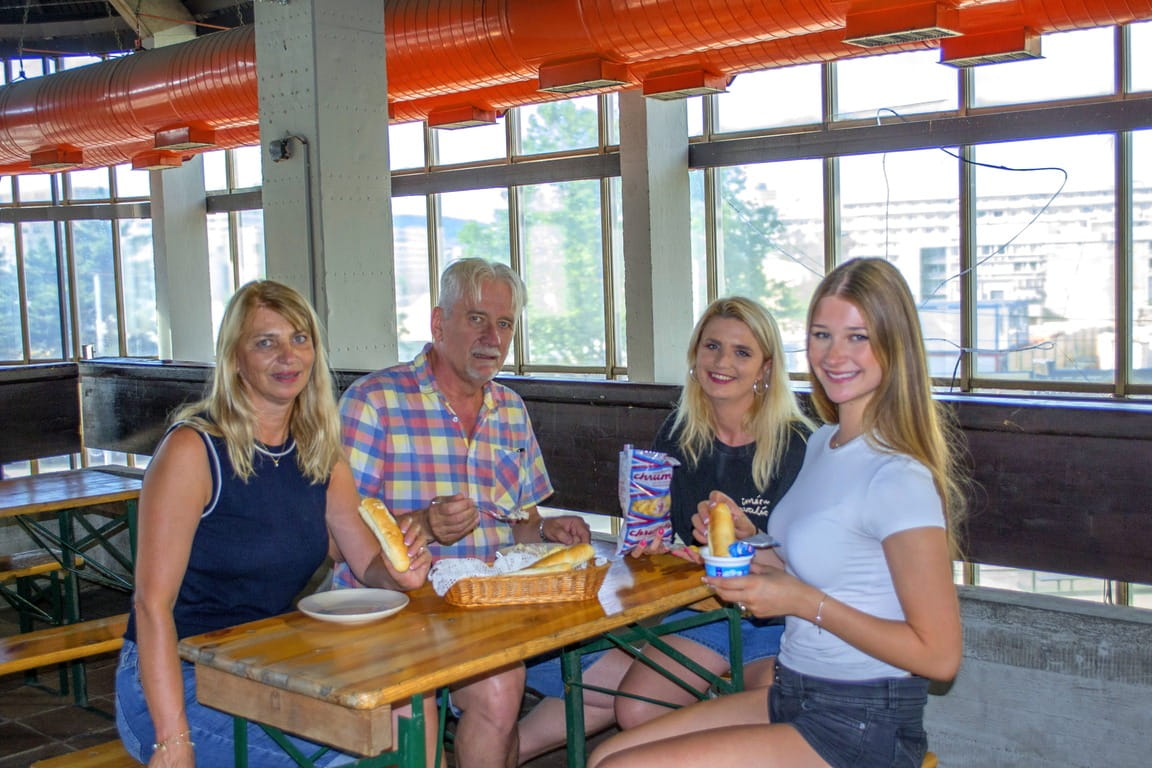 DSC_0153x (1)